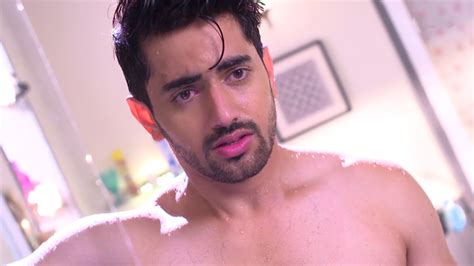 Shirtless Movies & TV : Zain Imam : Naamkarann