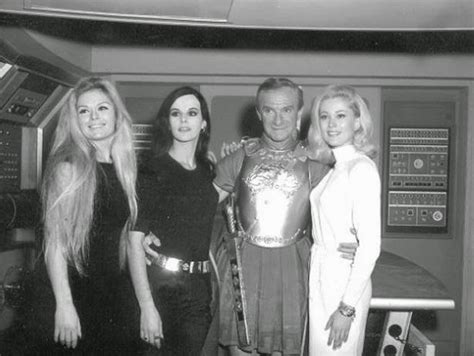 Random Musings: A Few 'Lost in Space' Behind the Scenes Shots