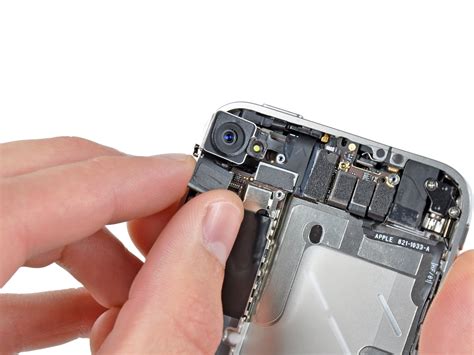 iPhone 4 Rear Camera Replacement - iFixit Repair Guide