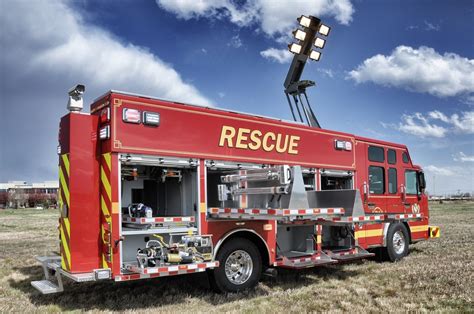 Cambridge, ON FD-Heavy Rescue - SVI Trucks