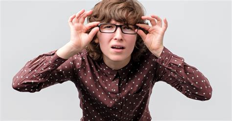 Long-sightedness | Symptoms Causes Treatments | Optimists Healthcare