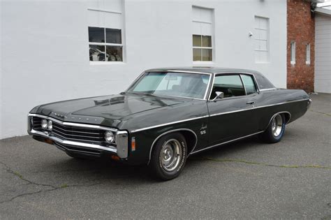 1969 Chevrolet Impala SS | Mutual Enterprises Inc