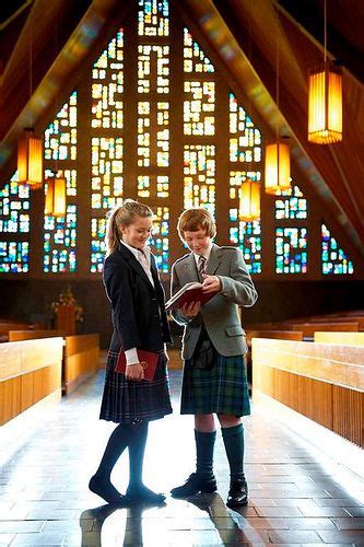 LORETTO | Fashion, Kilt, Loretto