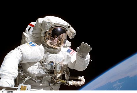 More to Explore: Astronauts | NASA