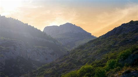 The best road trips in Provence – how to explore le Sud by car.