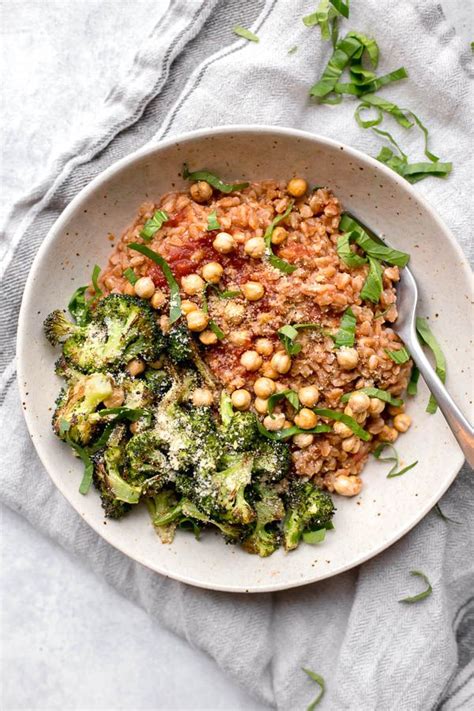 Vegan Marinara Farro with Roasted Broccoli and Chickpeas | Recipe | Whole food recipes, Easy ...