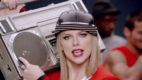 Taylor Swift - Shake It Off Watch YouTube Music Videos