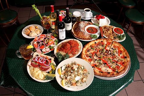 7 Best Pizza Places in Gatlinburg TN