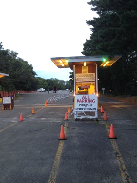 The Wellfleet Drive-In | Cape Cod - Yankee Magazine