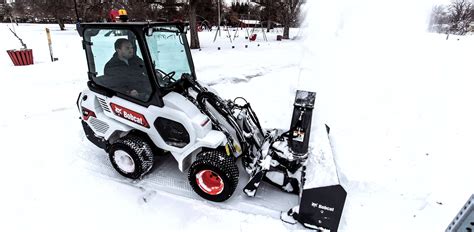 Pint-sized power: Bobcat enters wheel loader market - Agriland.co.uk