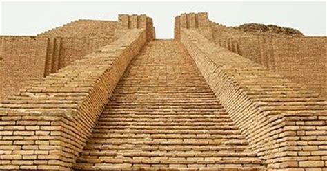 ATLANTEAN GARDENS: Massive Ziggurats of Ancient Mesopotamia