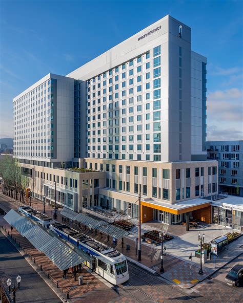 Hyatt Regency Portland at the Oregon Convention Center | The Official Guide to Portland