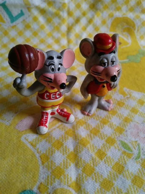 Vintage Chuck E Cheese PVC Figures Lot of 2 Pizza Time Theater 2.5 toys 80's | Chuck e cheese ...