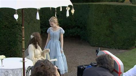 Alice in wonderland-Behind the scenes - Alice in Wonderland (2010 ...