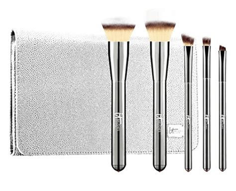 It Cosmetics Brushes Review - AJ: Creating A Life we Love on Our Terms