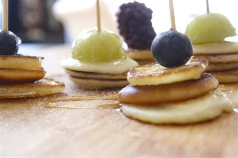 Mini Pancakes with fruits