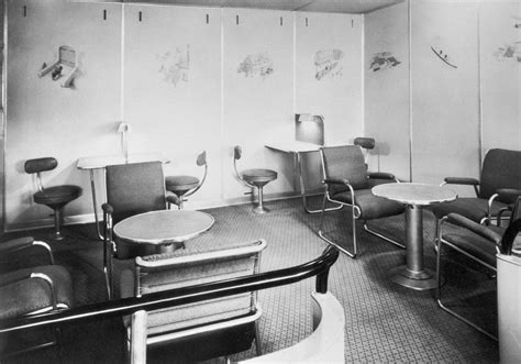 Exploring the Hindenburg's Lavish Interior in Historical Photos