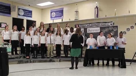 CrossRoads Middle School's Chorus Performs "Cups" - YouTube