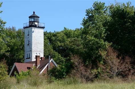 Manifest Destiny (PA): Pennsylvania's Lake Erie lighthouses