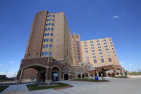 Inside the new, nearly $500 million Sanford Medical Center Fargo ...