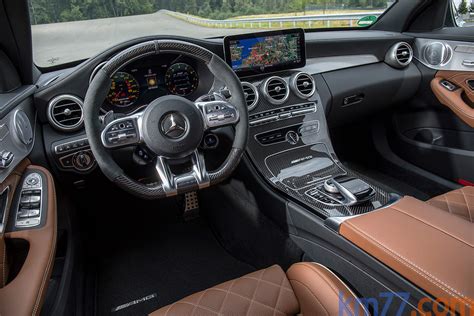 Fotos Interiores - Mercedes-Benz Clase C Berlina AMG (2018) - km77.com