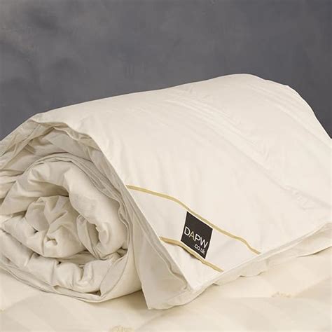 Superking Luxury Hungarian Goose Down Duvet - 13.5 Tog: Amazon.co.uk: Kitchen & Home