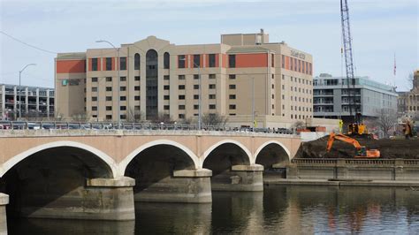 Walnut Street Bridge reconstruction ahead of schedule