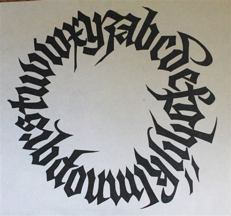 Gothic Alphabet Circle Calligraphy | Graffiti lettering, Gothic ...