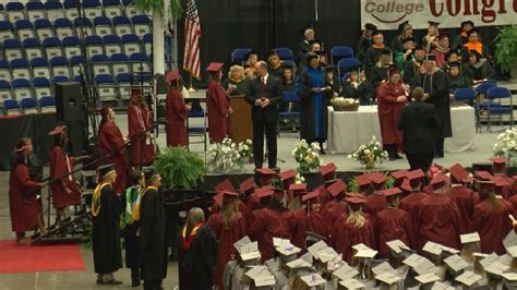 Baker College holds graduation ceremony in Flint | WEYI