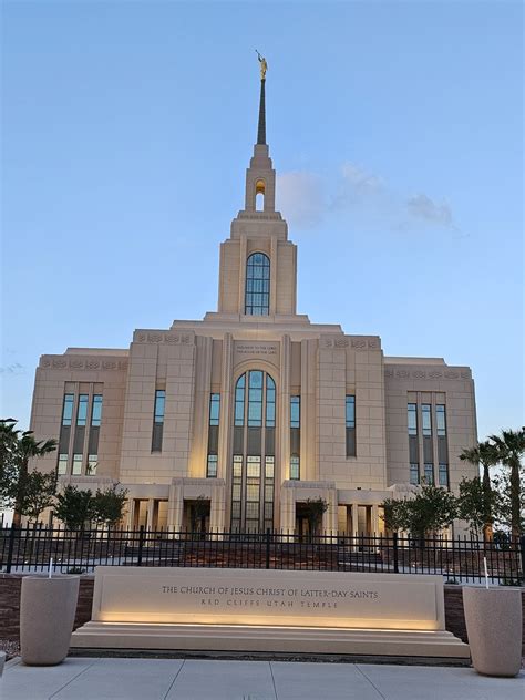 Red Cliffs Utah Temple Photograph Gallery | ChurchofJesusChristTemples.org