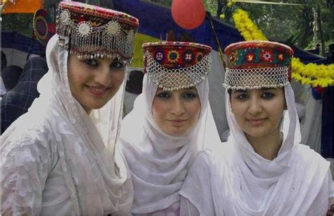 Pakistani cultural dresses