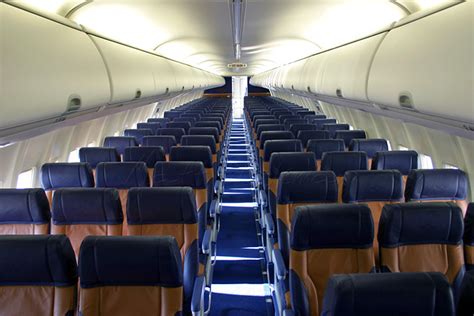 Southwest Airlines - Boeing 737-7H4 (N495WN) -- Cabin | Flickr