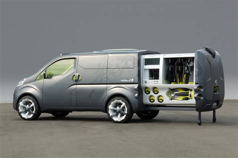 Nissan NV200 Concept Brings "Human Touch" And Personalization To The Small Commercial Van Segment