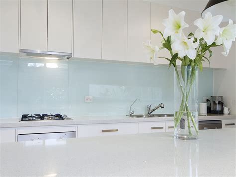 Glass Backsplashes in Montreal | Glass Experts