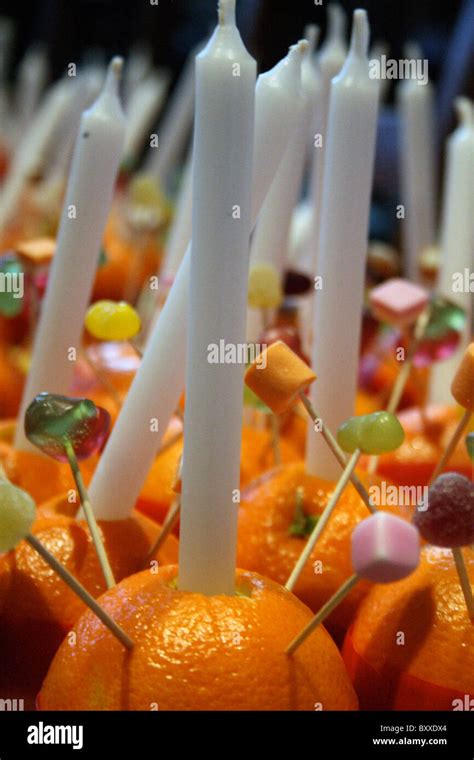 Christingle oranges Stock Photo - Alamy