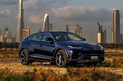 2019 Lamborghini Urus First Drive Review | Automobile Magazine