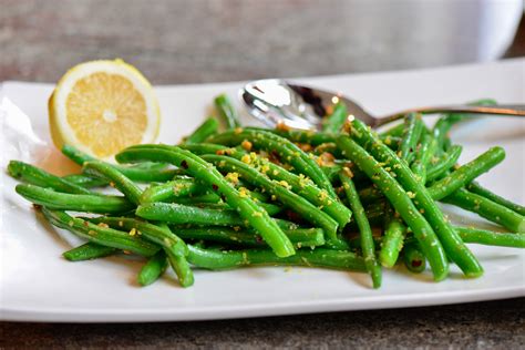 Garden Green Beans with Lemon Garlic Sauce - Culinary Mamas