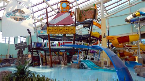 Camelback Lodge & Aquatopia Indoor Waterpark - WhiteWater