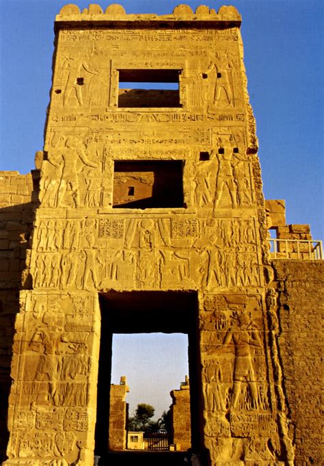 bensozia: Mortuary Temple of Ramesses II, Thebes, Egypt