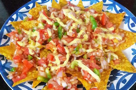 Nachos Salsa, How to Make Microwave Nachos Salsa | Bachelor Recipe