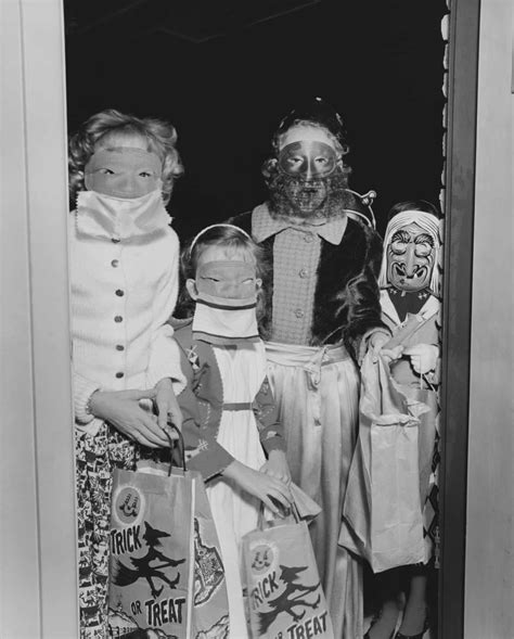 Creepy vintage Halloween costumes – in pictures | Vintage halloween costume, Creepy vintage ...