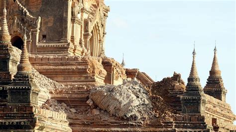 Myanmar earthquake: One dead and temples damaged - BBC News