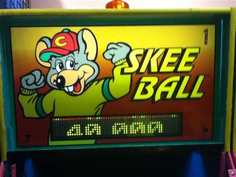 Chuck E Cheese Skee Ball