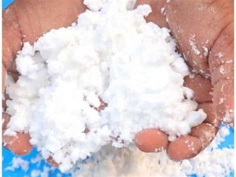 How to Make Fake Snow for Pretend Play | The Purposeful Nest