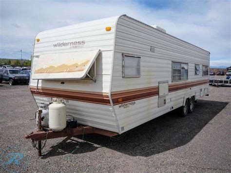 1986 Wilderness Camper Trailer - Roller Auctions