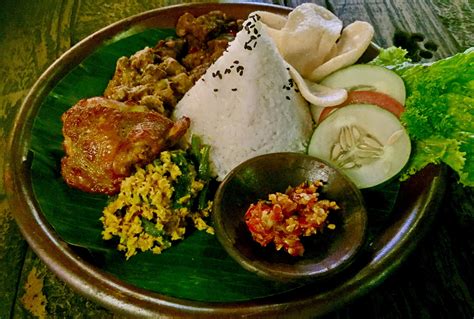 Indonesian food - Tours and Travel - Southeast Asia