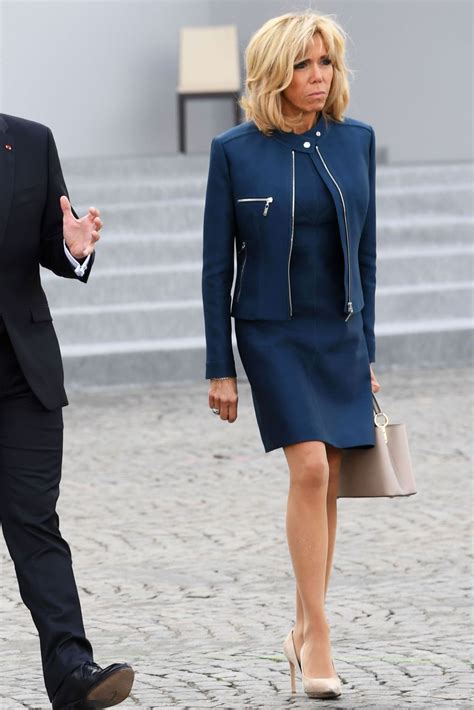 Brigitte Macron's Très Chic Style | Style, Fashion, Navy dress