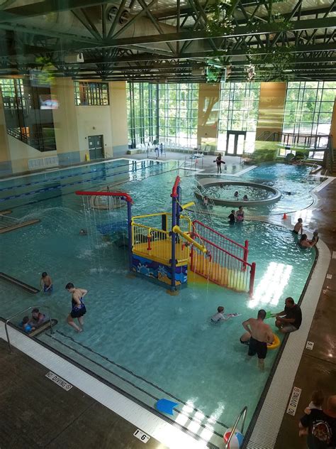 Play St. Louis: Arnold Rec Center Indoor Pool, Arnold