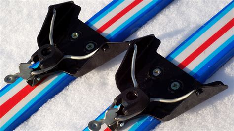 Types of cross country ski bindings: choose the right pair | Advnture