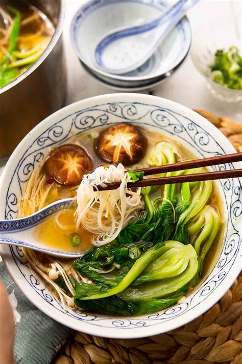 Bok Choy Soup With Mushrooms And Rice Noodles (15 Mins!) » Joyful Dumplings